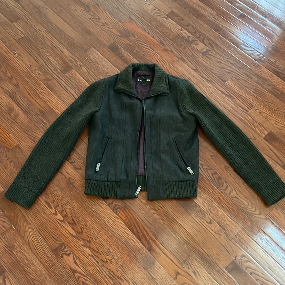 Men’s Express Winter Jacket, size Medium